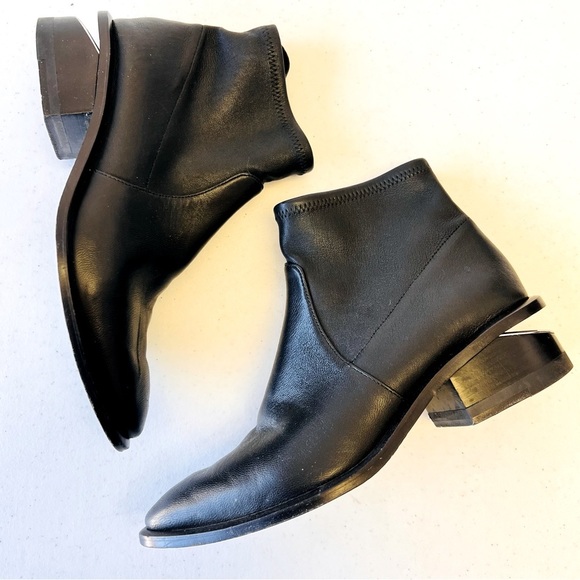 Alexander Wang Shoes - Alexander Wang Black Leather Luxury Ankle Boots 36